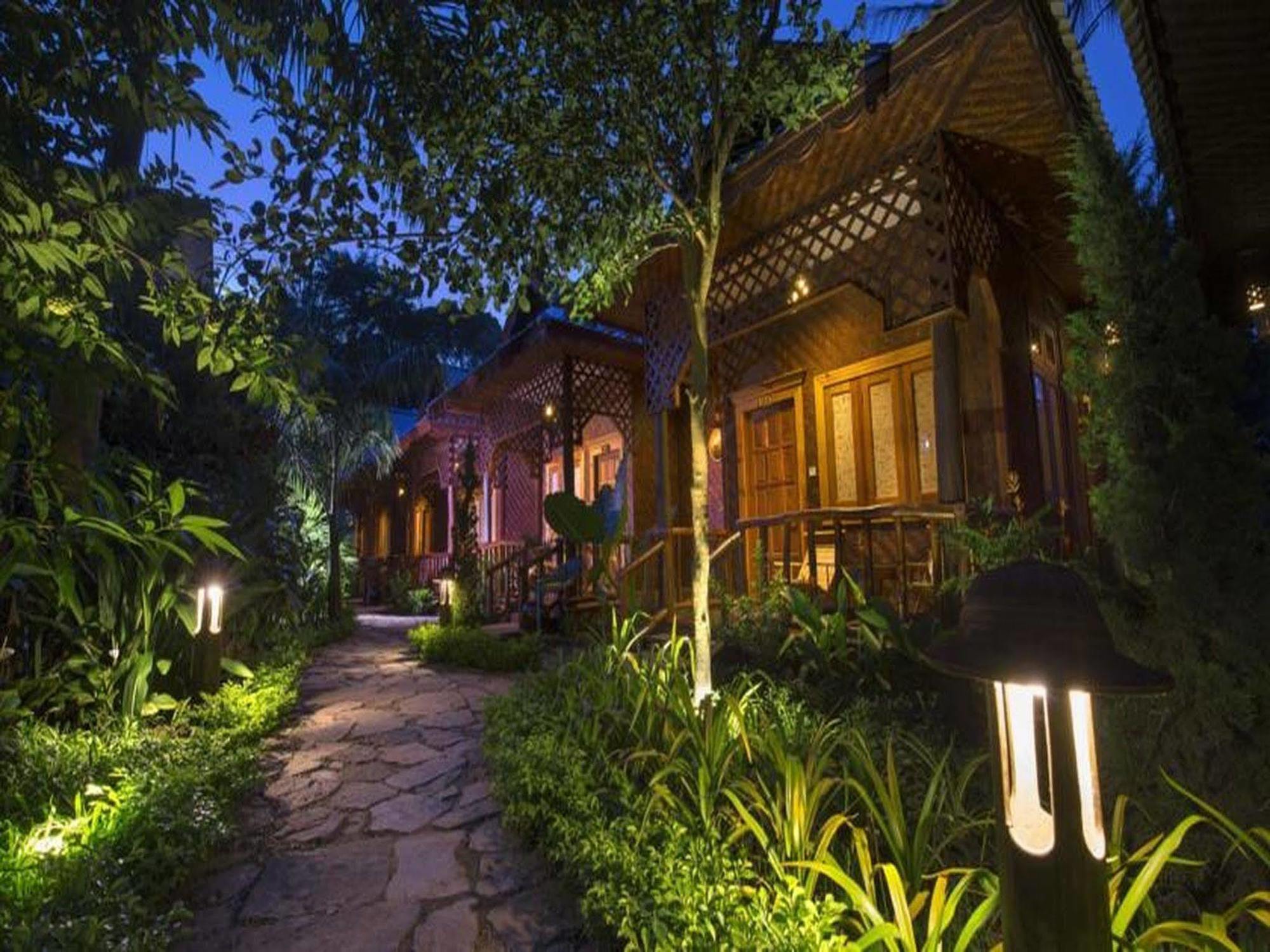 Tai House Resort Hsipaw Buitenkant foto