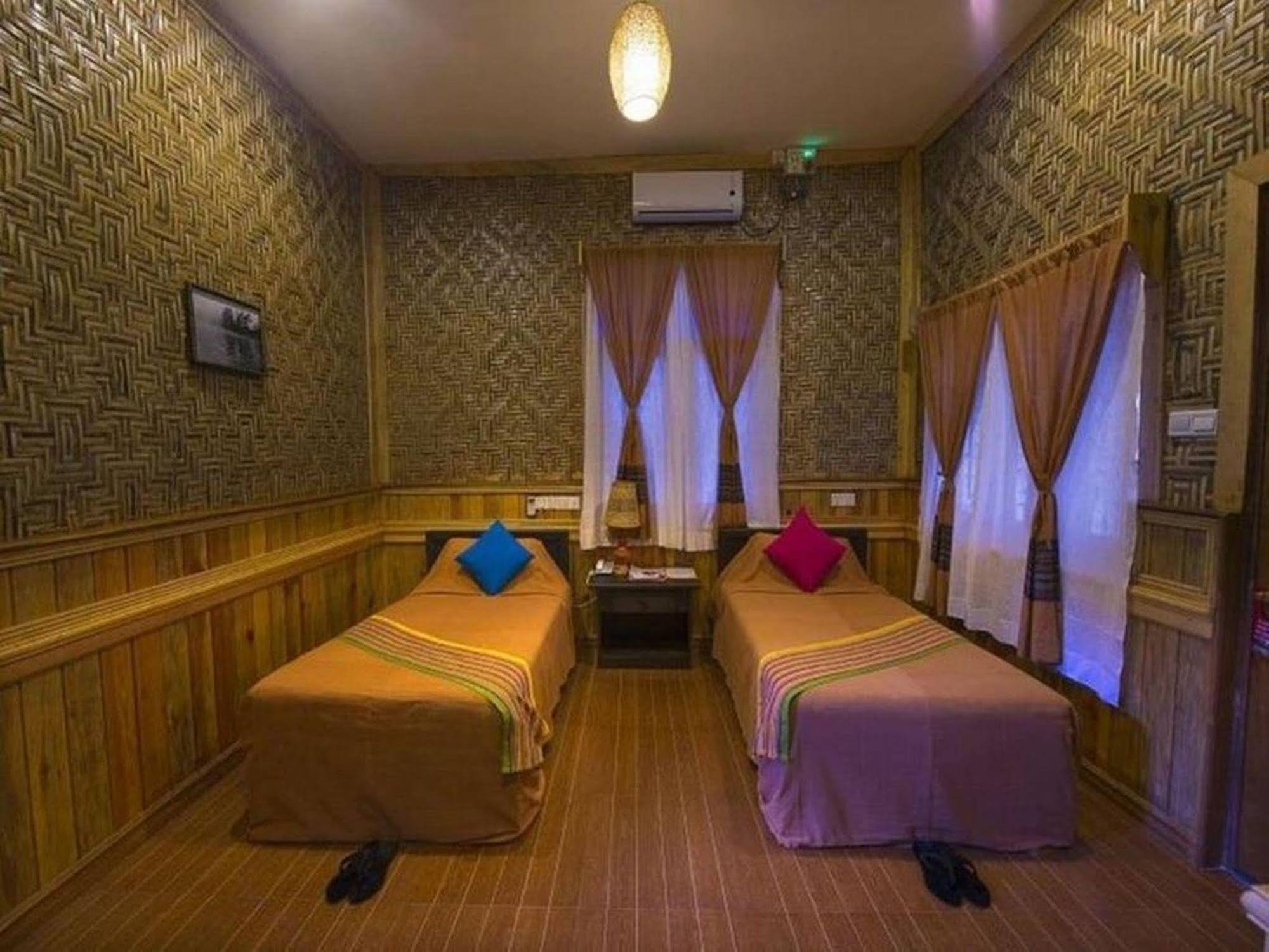 Tai House Resort Hsipaw Buitenkant foto